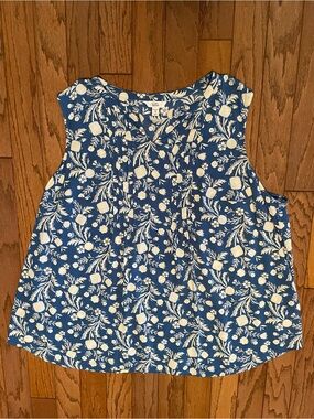 Croft & Barrow Blue White Floral Pintuck Sleeveless Tank Top Size 4X